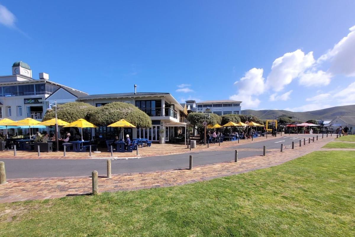 Whale Watchers Studio Lägenhet Hermanus Exteriör bild